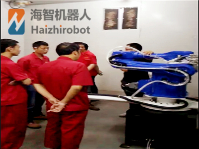 江西噴涂機械手安裝調試