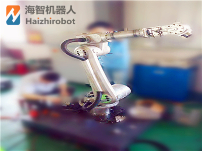 工業(yè)機器人編程要學多久？普工能不能學會？(圖3)