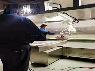 機器人噴漆廠家 涂裝機器