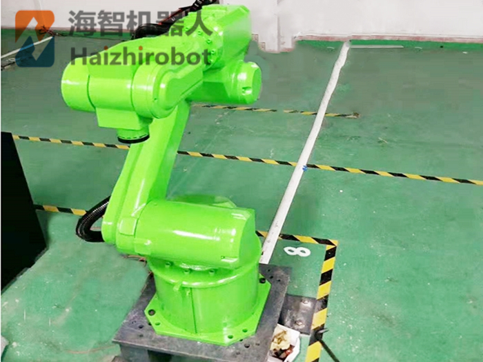 關節(jié)型機器人
