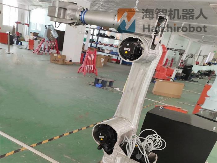 工業(yè)機(jī)器人成本要多少？機(jī)械手臂成本分析！