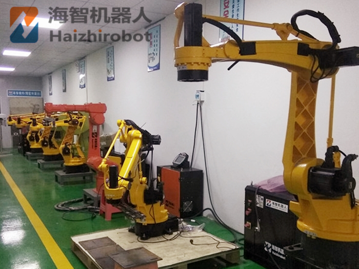 沖壓機(jī)機(jī)械手 海智新訂單沖床自動(dòng)工作站！